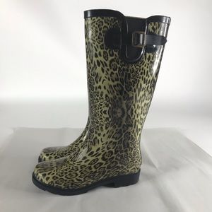 SierraWest Women’s Size 6 Insulated Rain Boots